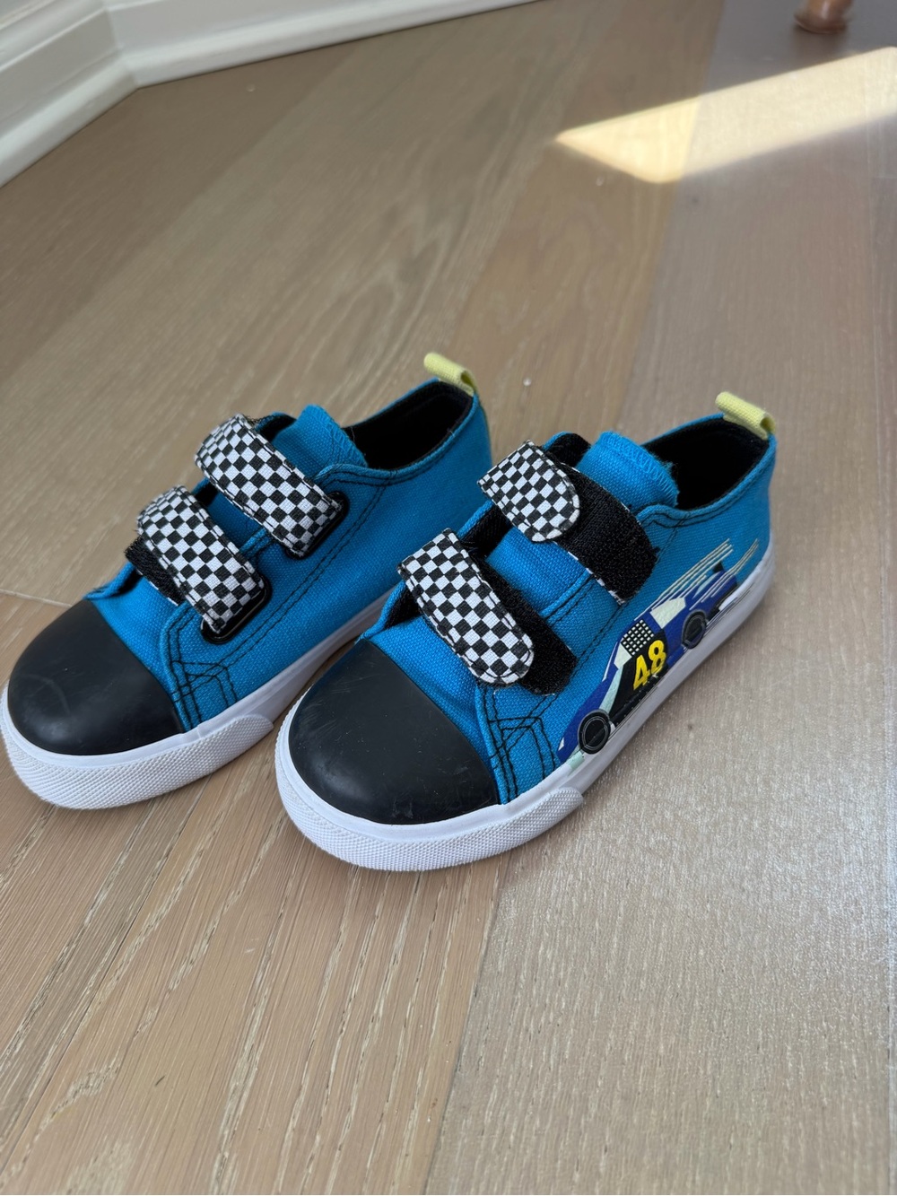 Boys blue race car sneakers size 9